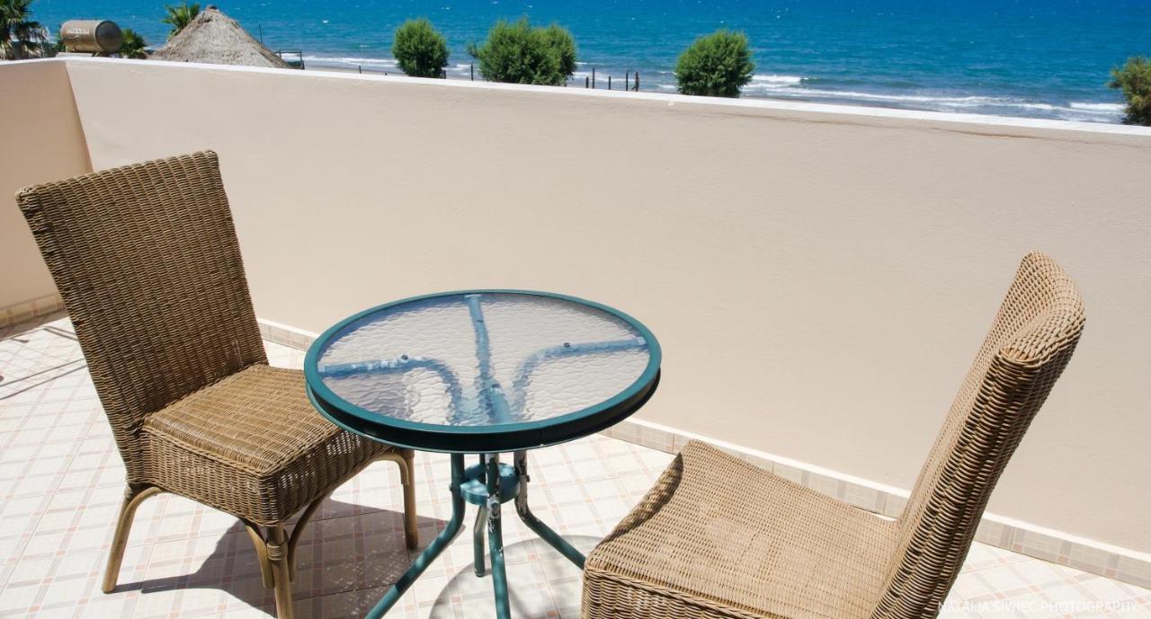 Alexandra Seaside Villas Platanés Eksteriør bilde